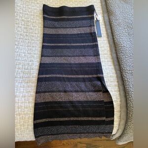 House of Harlow body con shimmery maxi skirt. Size S, tags still on.